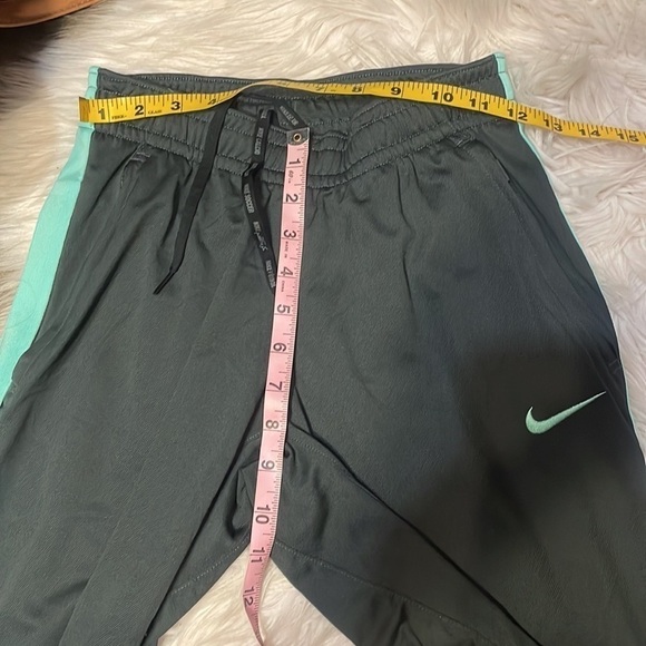 NIKE‎ XS Gray High Waisted Track Pants - Picture 5 of 13